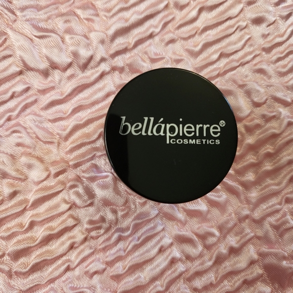Bellapierre eyeshadow - Picture 4 of 4